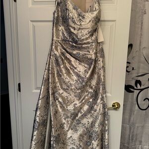 Rina diMontella Silver Sequin Embellished Dress